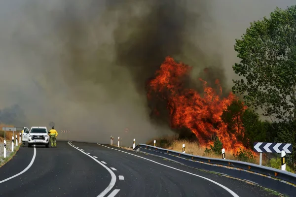 Incendios en Madrid: se esperan “horas complejas”