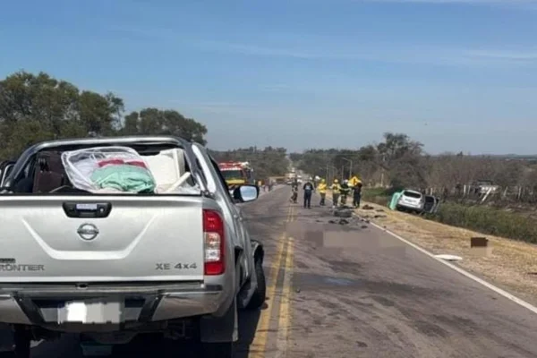 Tragedia en el norte cordobés: dos muertos y cuatro heridos tras un choque frontal en Las Peñas