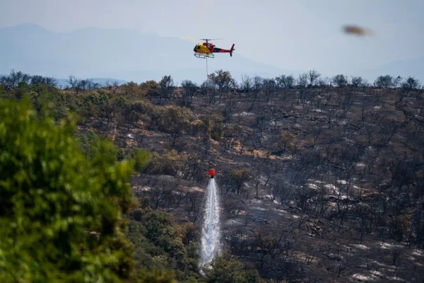 España enfrenta el incendio forestal más grande de su historia: más de 100.000 afectados