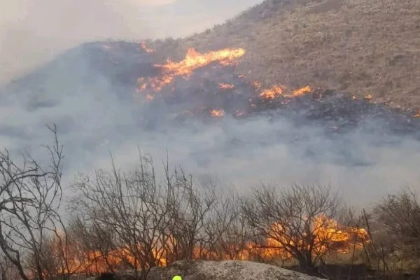 El Hospital Eleazar Herrera Motta difundió medidas de prevención por el incendio en Guanchín